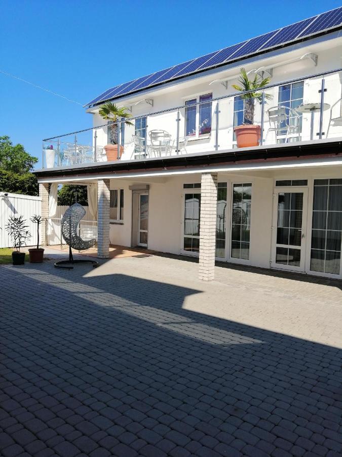 Al Mare-Villa Z Klimatyzacja Ustronie Morskie Eksteriør billede